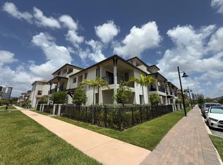8317 NW 45th St #8317, Miami, FL 33166