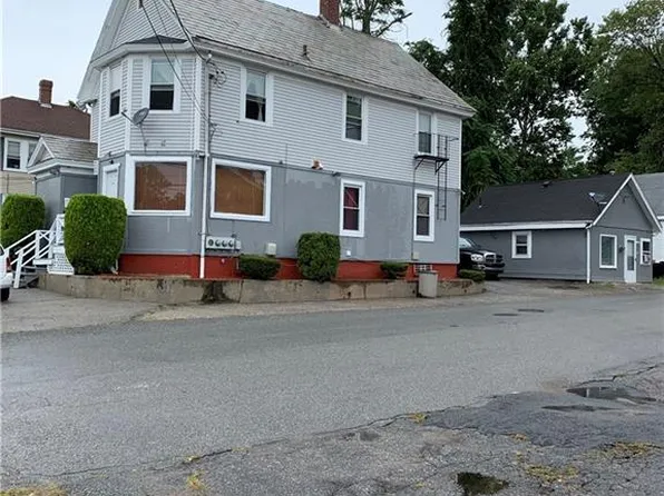 1847-1849 Smith St, North Providence, RI 02911