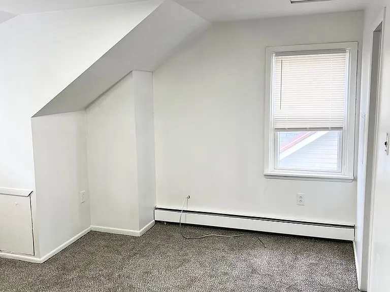 207 Wilbur St — Photo 22
