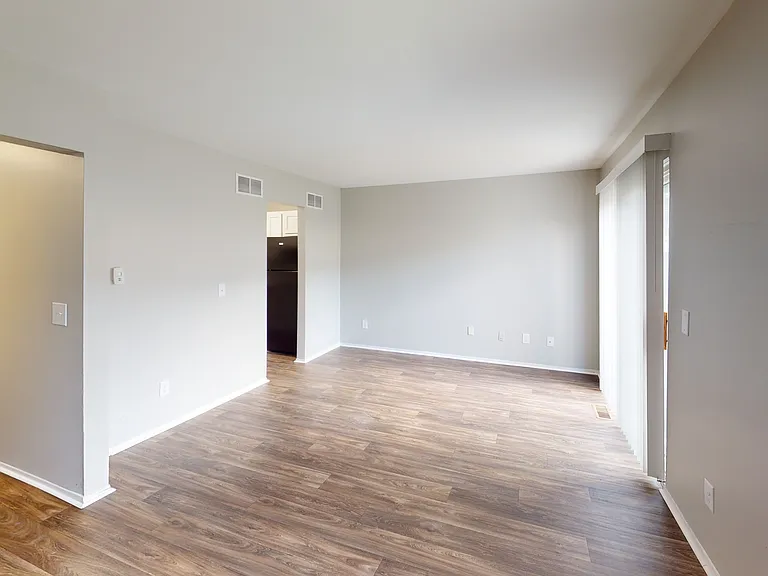 Midtown Park Apartments — Photo 22