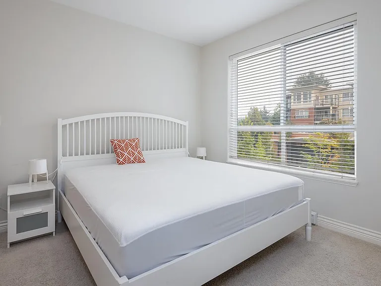 2970 King George Blvd #324 — Photo 17
