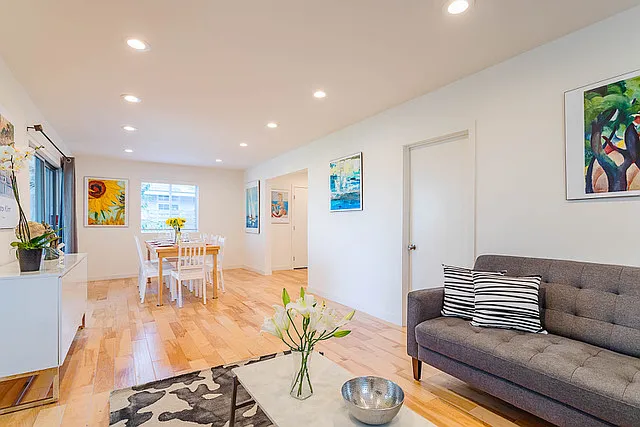 3055 Landa St — Photo 24