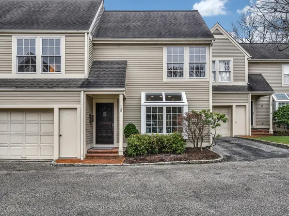 13 Darien Close, Darien, CT 06820