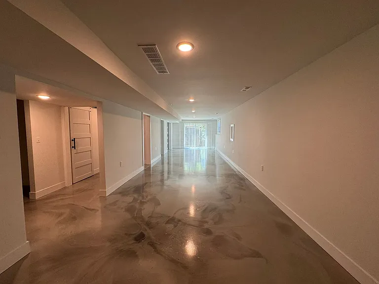 6550 S Old Village Rd — Photo 39