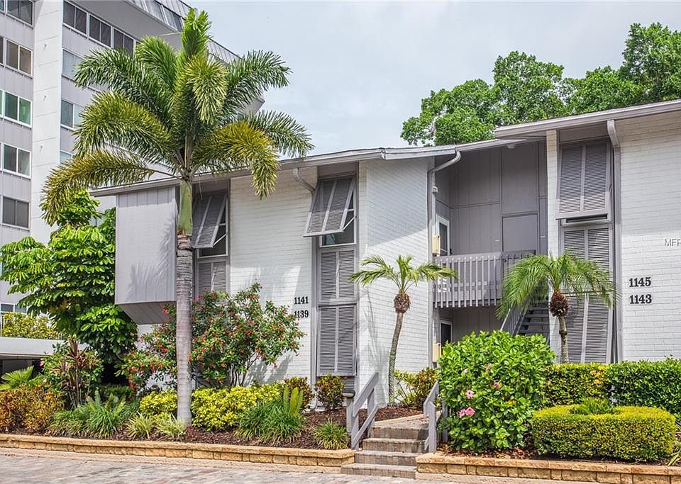 1st image of 1141 W Peppertree Dr #118B