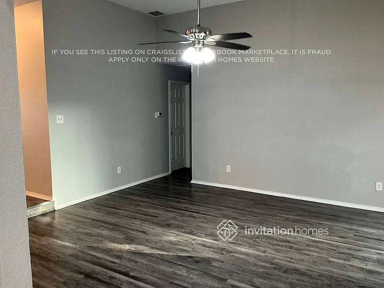 7510 Estates Way — Photo 2
