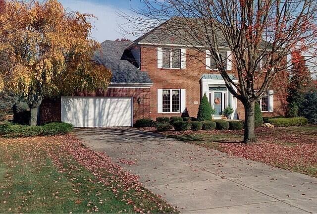 1st image of 2526 Clubhouse Cir