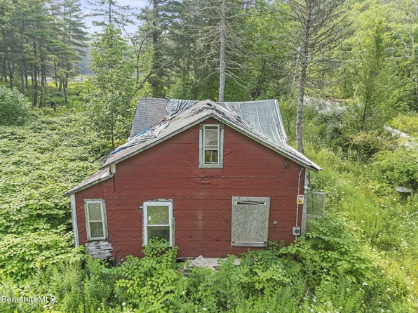 212 E Hill Rd, New Marlboro, MA 01230