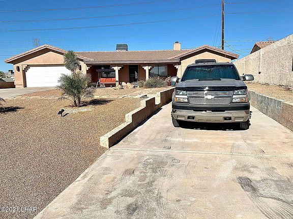 3rd image of 2325 Inverness Dr