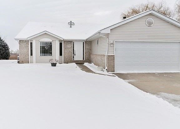 3rd image of 2002 Hastings Dr