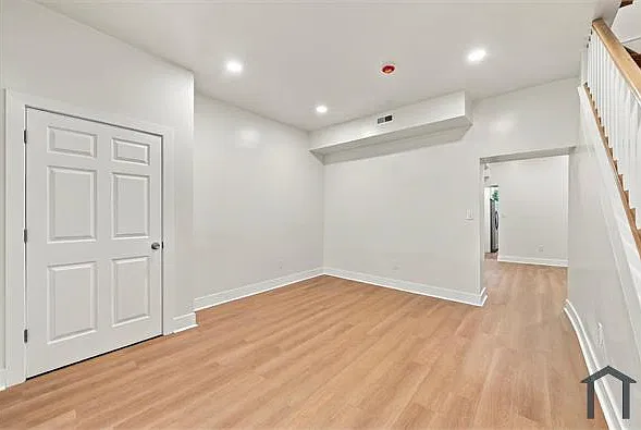5 bed, $3,750 — Photo 1