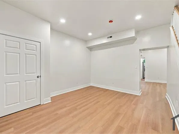 1343 Brown St, Philadelphia, PA 19123