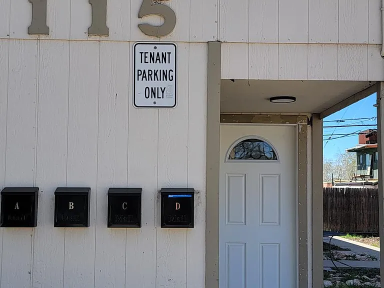 115 E Cottage Ave #A — Photo 2