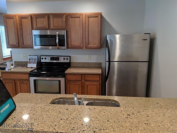 4th image of 957 Forestglen Dr APT D