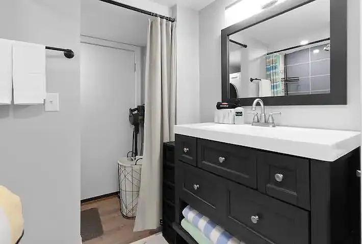264 N End Blvd #2A — Photo 27