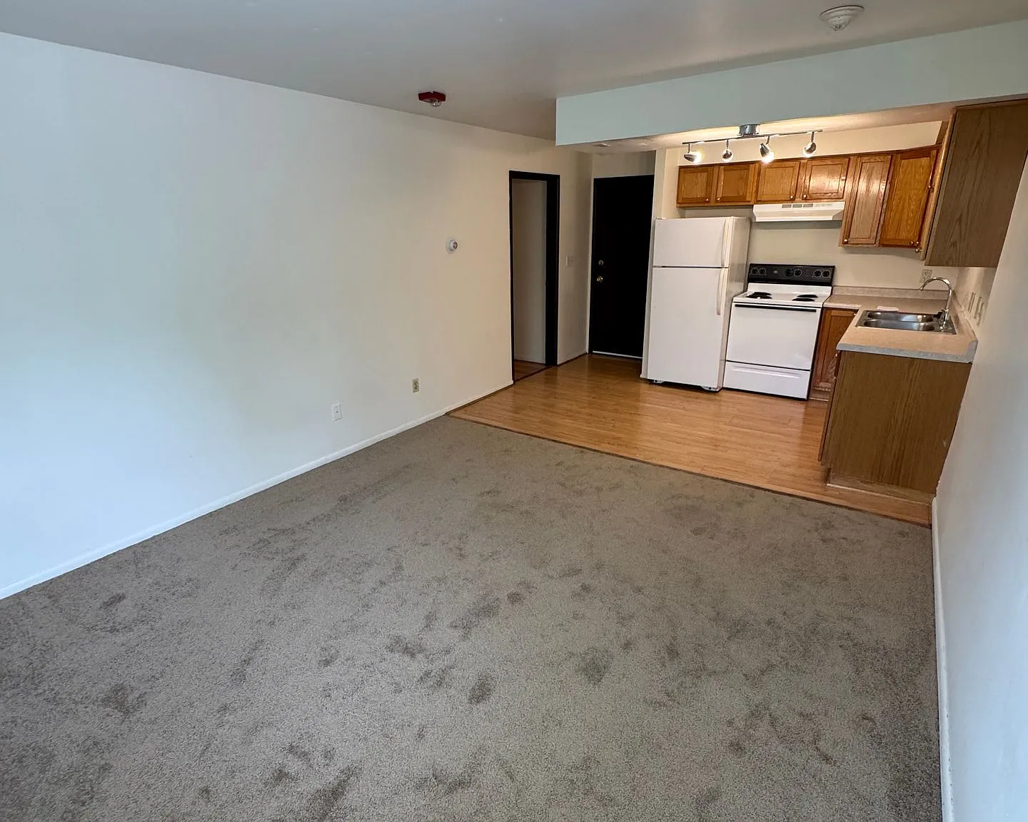 UNION HOUSE APARTMENTS LLC — Photo 2