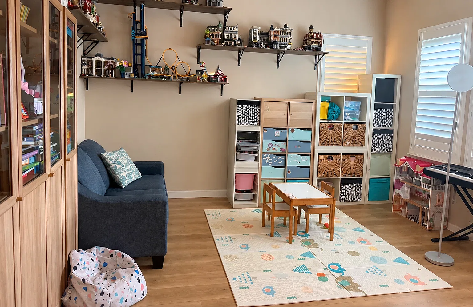 4 bed, 2627 sqft, $8,000 — Photo 2
