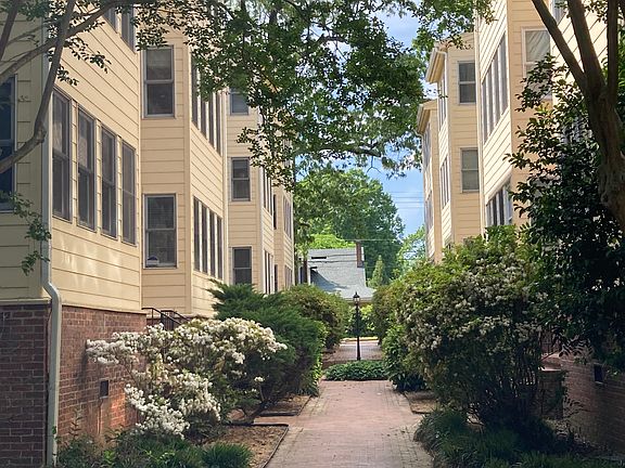 Graham Court courtyard