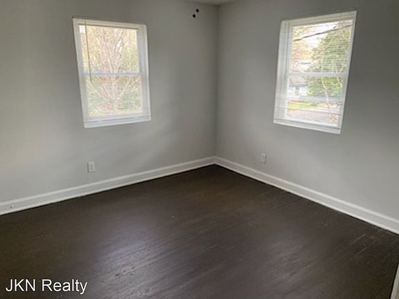 5th image of 2315 Estelle St Unit B