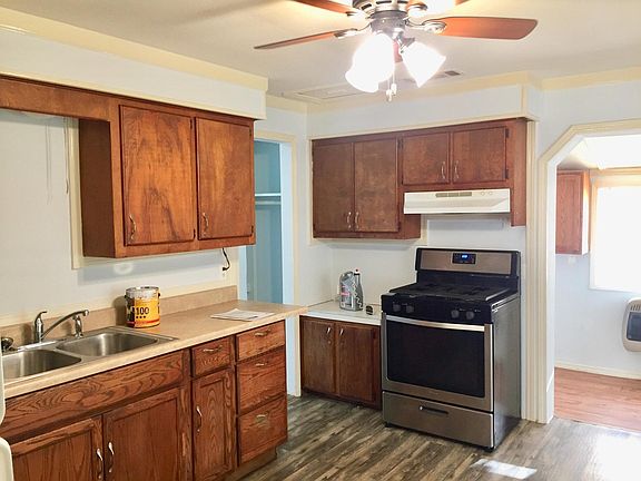3rd image of 2646 W Brower Street