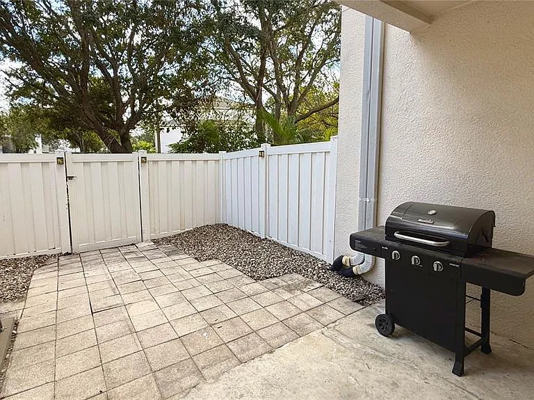 3620 Pine Oak Cir #105 — Photo 7