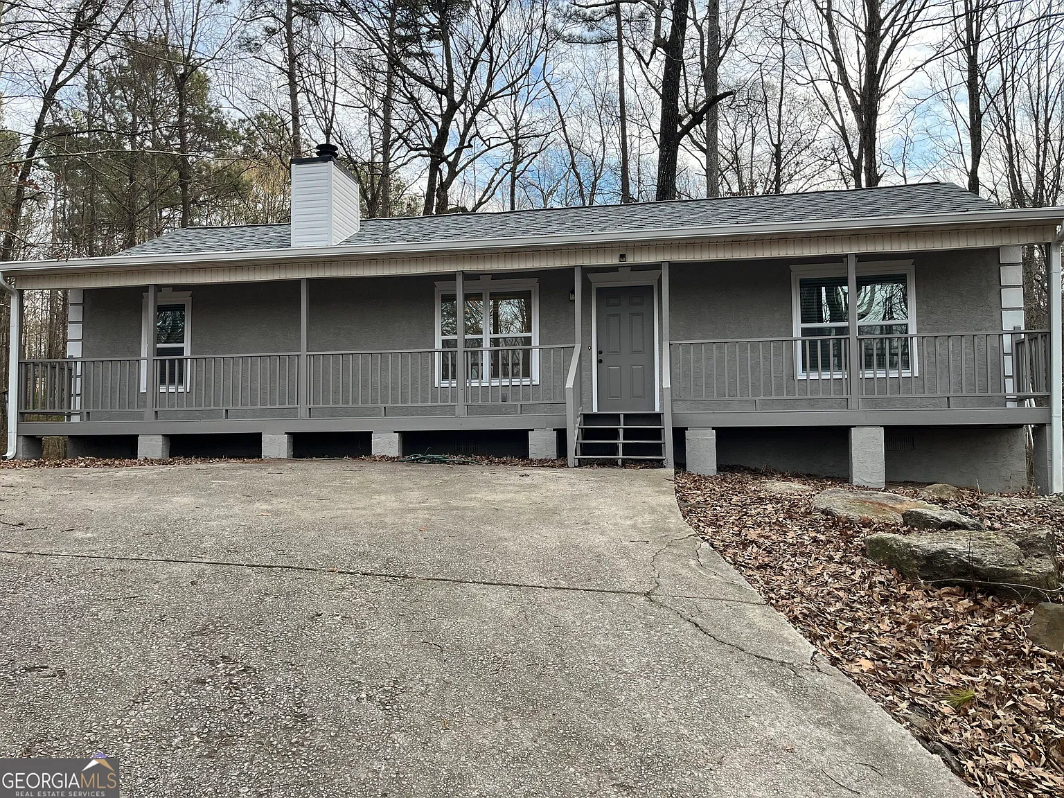 3 bed, 2.0 bath, 1200 sqft, $1,700 — Photo 1