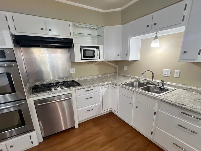 3656 Haughton Ln #1 — Photo 5