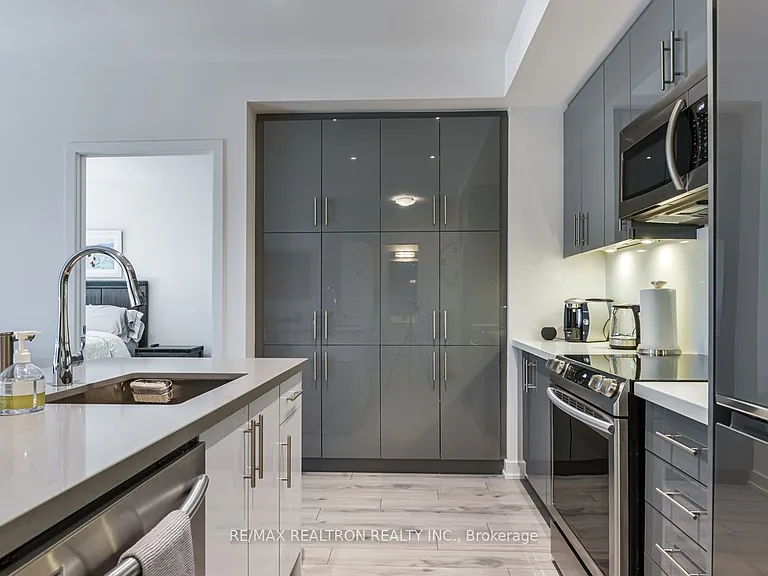 375 Sea Ray Ave #135 — Photo 4