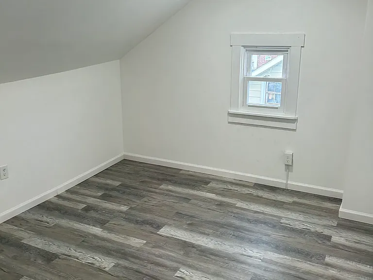 127 Bankway St #1 — Photo 10