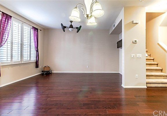 2nd image of 1495 Florence Ct