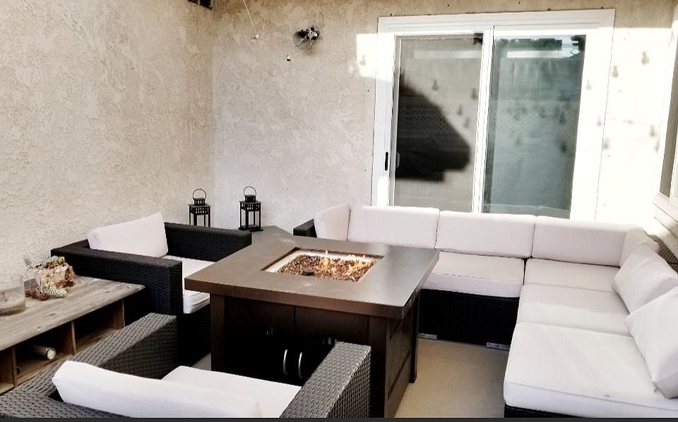 Patio 1 of 4