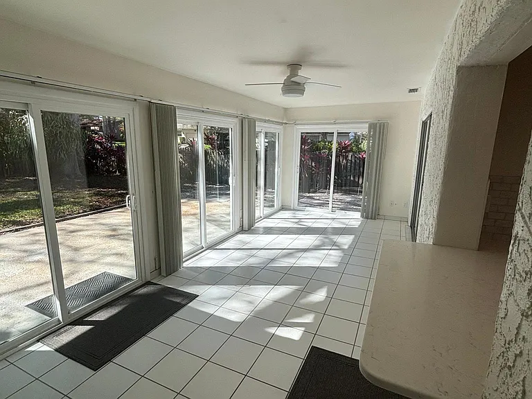 2878 Westover Ct — Photo 10