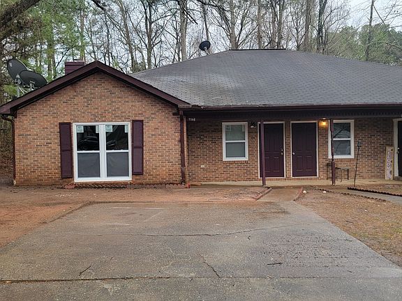 2nd image of 1084 Summer Brook Rd