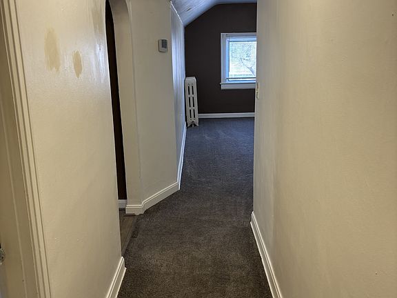 2nd image of 146 8th St #4