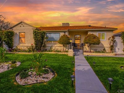 17921 Vanowen St, Reseda, CA, 91335