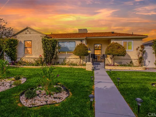 17921 Vanowen St, Reseda, CA 91335