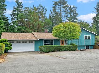 16820 22nd Ave NE, Shoreline, WA 98155