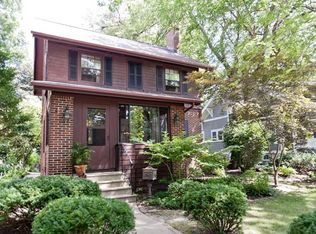 2132 Grande Ave SE, Cedar Rapids, IA