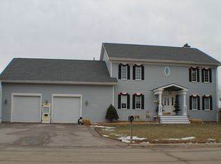 814 E Ohio St, Lenox, IA 50851