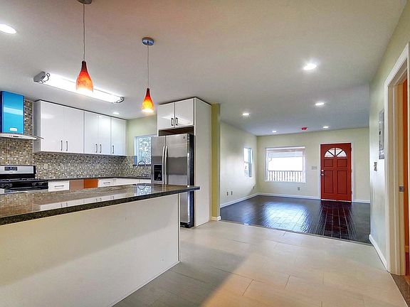 5th image of 7044 Outlook Ave