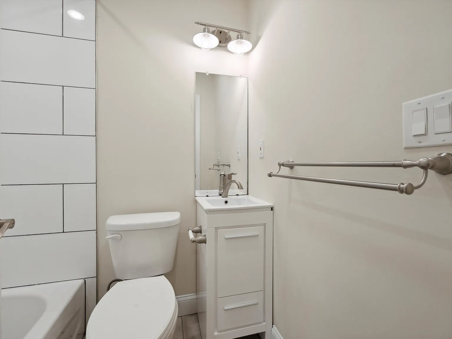 1825 N Bouvier St Unit A — Photo 3