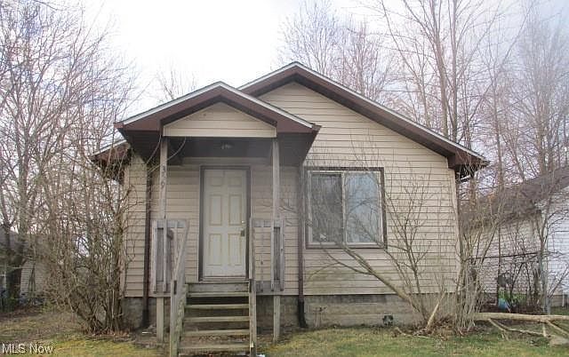 1st image of 359 Brace Ave