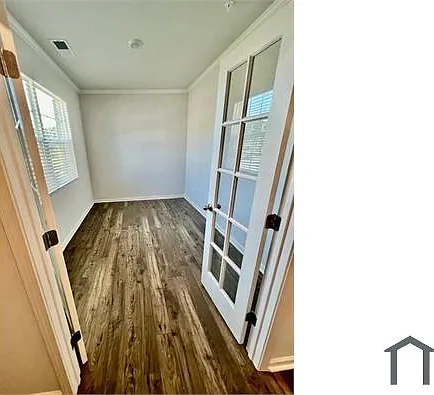 2728 Piper Dr — Photo 3