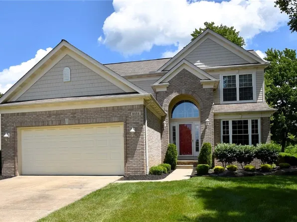 9151 Ashcroft Ln, Twinsburg, OH 44087
