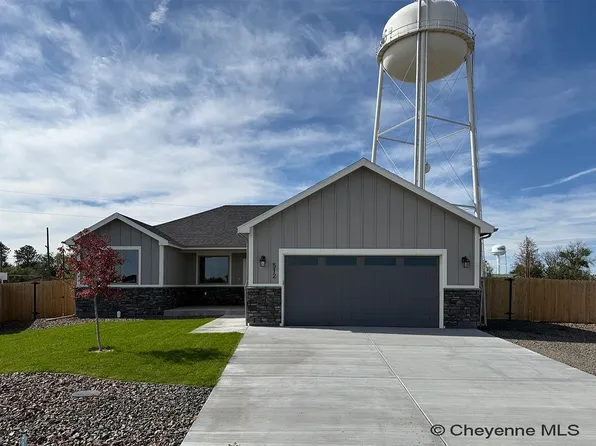 512 Horseshoe Rd, Burns, WY 82053