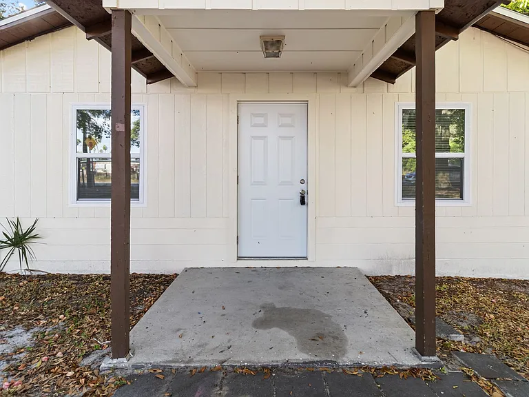 1016 Edith Ave — Photo 3