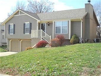 1st image of 3320 S Sioux Ct