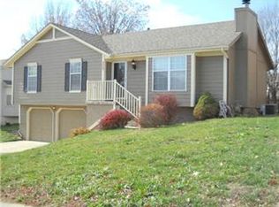 3320 S Sioux Ct, Independence, MO 64057