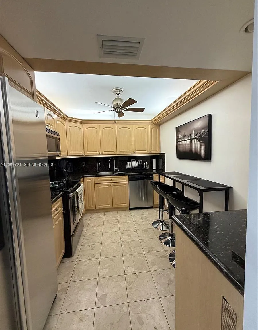 Olympus Condo Phase — Photo 4