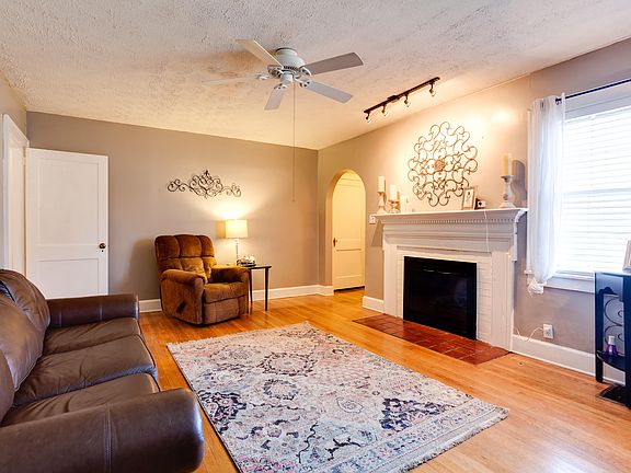5th image of 116 Lynnview Dr